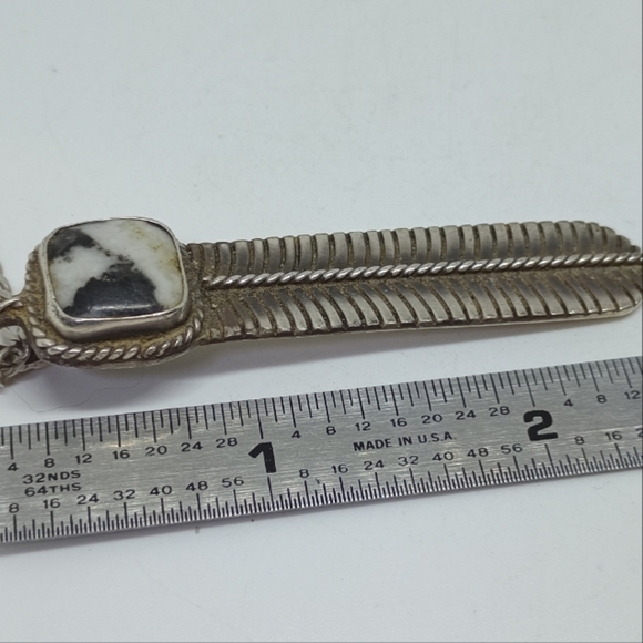 * vintage antique Navajo signed white buffalo sterling silver feather necklace - Picture 2 of 6